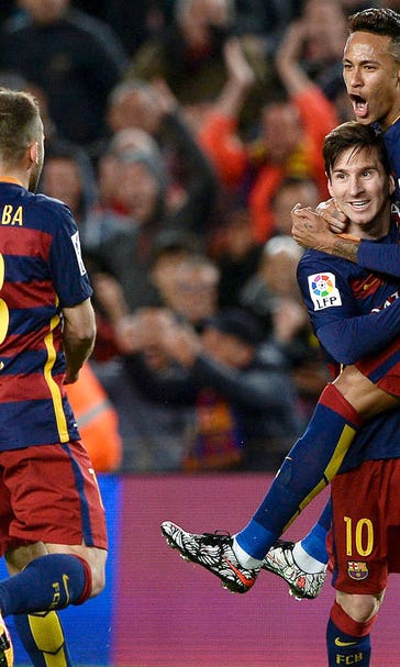 Barcelona beat Sevilla as Villarreal strengthen hold on UCL spot